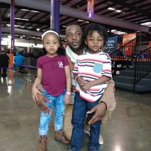 Meet your Posher, Cedric